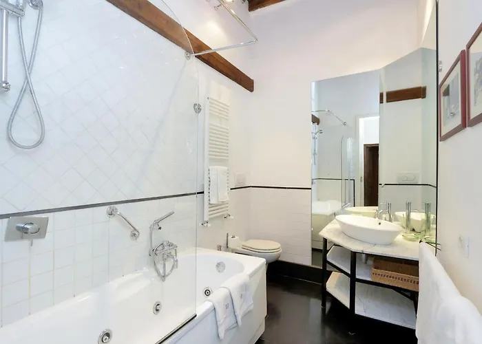 Romac Leone Appartement *